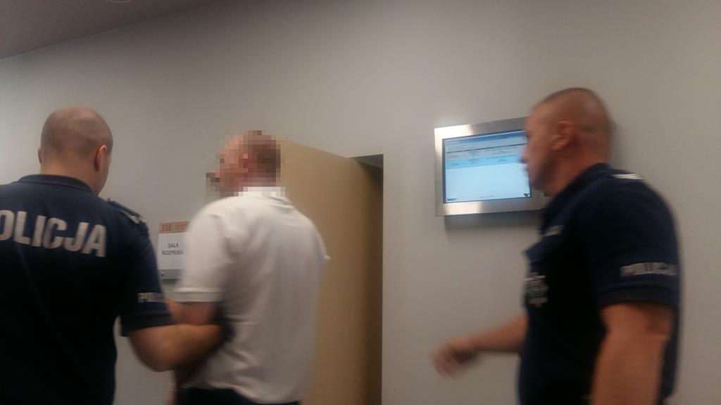 zaatakował strażnika wronki więzienie - Magdalena Konieczna