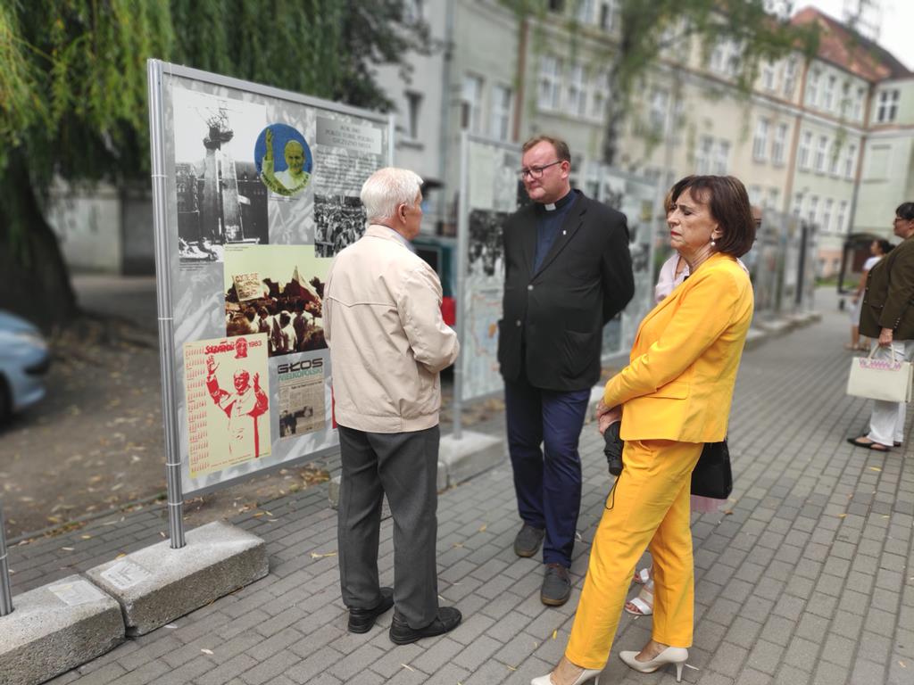 "Pielgrzym nadziei. Jan Paweł II na Ziemi Wielkopolskiej" - Przemysław Stochaj