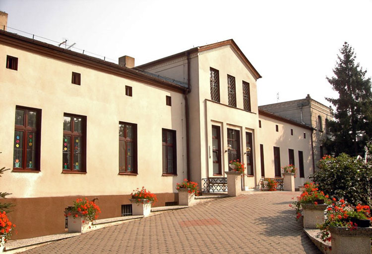 dom pomocy społecznej w łopiennie - usmiechnadziei.org