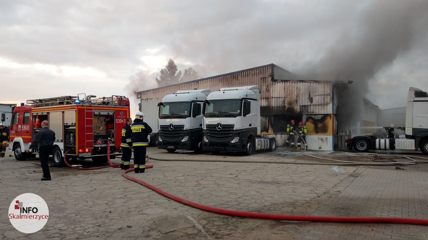 pożar samochody - OSP Nowe Skalmierzyce