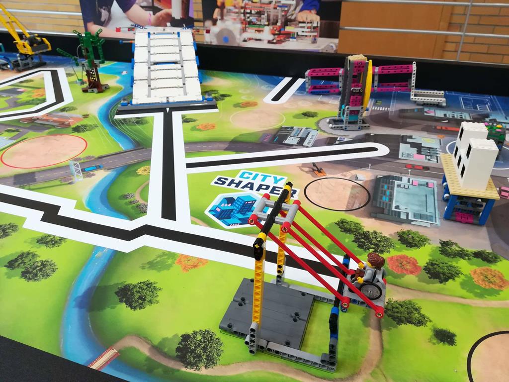 klocki lego uam - Sandra Soluk