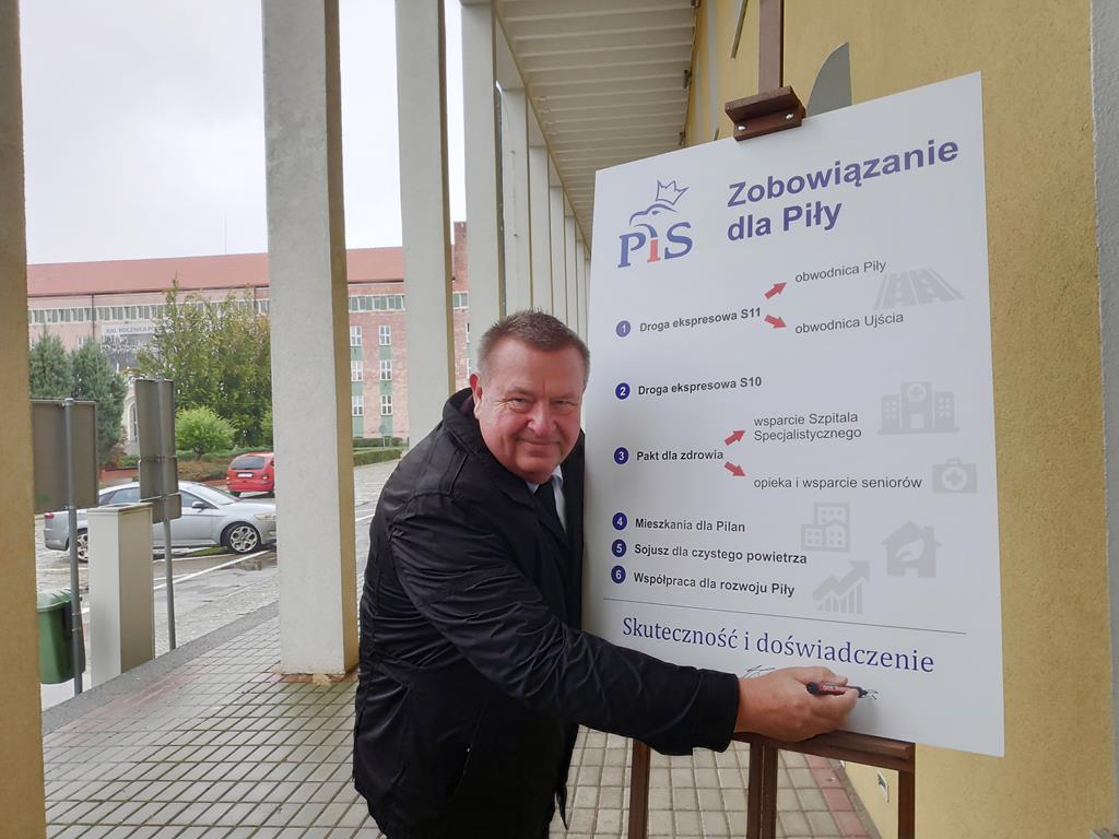 krzysztof czarnecki pis piła - Przemysław Stochaj
