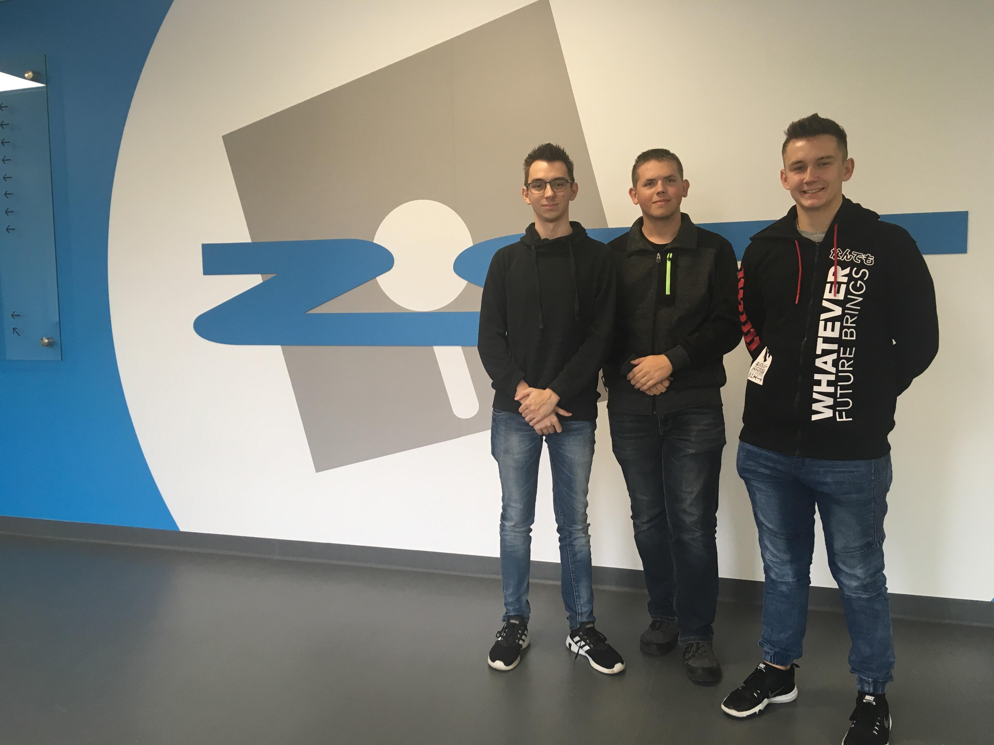 neo uczniowie ostrów robot humanoidalny - Danuta Synkiewicz