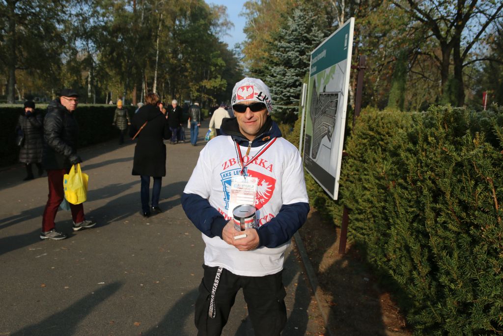 zbiórka wiara powstańcom kwesta - Leon Bielewicz