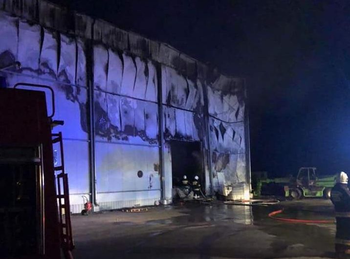 pożar hali pod Koźminem - OSP KSRG Jaraczewo