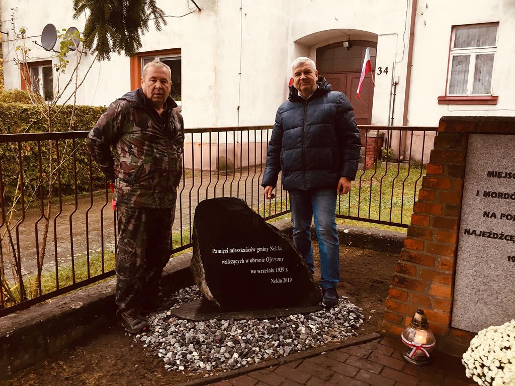nekla odsłonięcie tablicy upamiętniającej mieszkańców Nekli - Materiały Prasowe