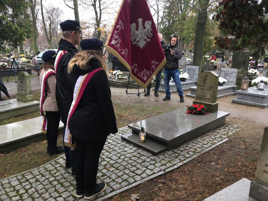 hołd Paweł Cyms  - Rafał Muniak