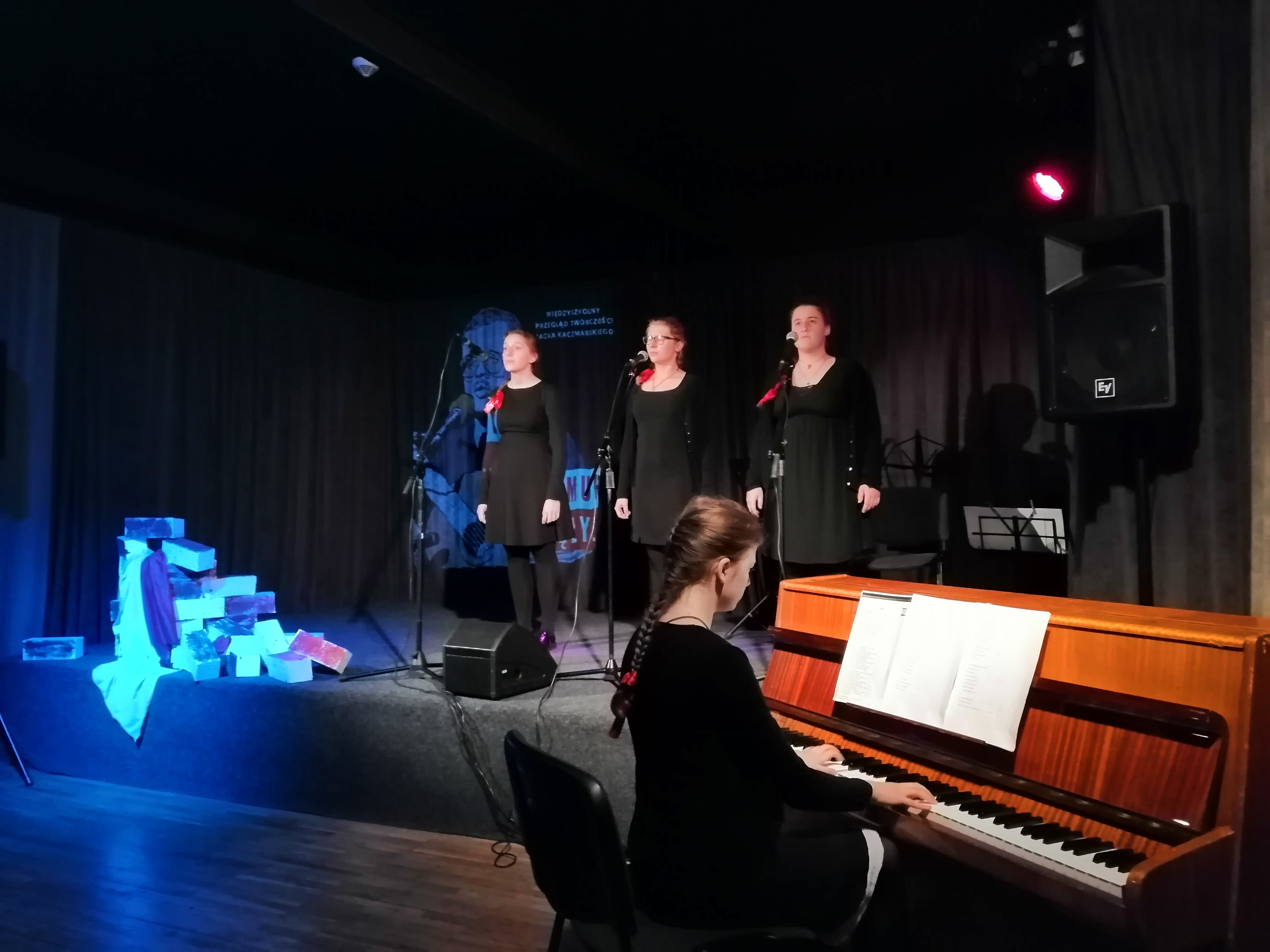 kaczmarski konkurs LO dom kultury winogrady - Zdjęcia Organizatora