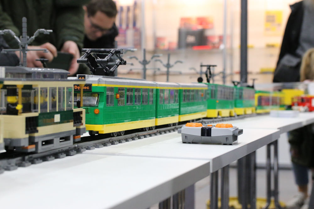 modele modelarstwo targi hobby  - Leon Bielewicz - Radio Poznań