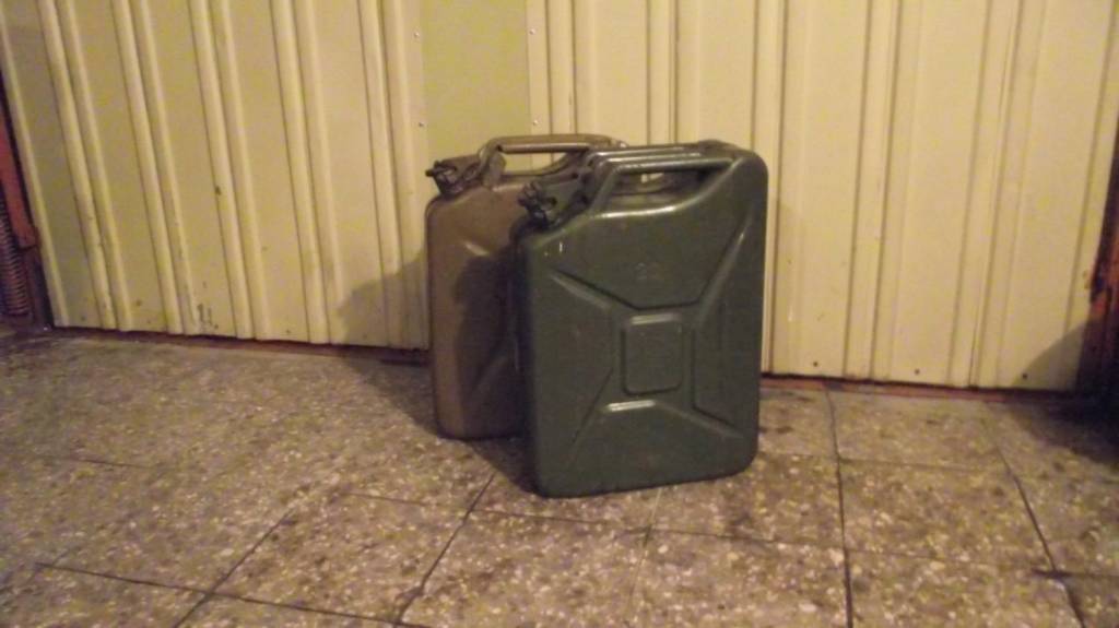 kanistry - Fb:olajdb3 