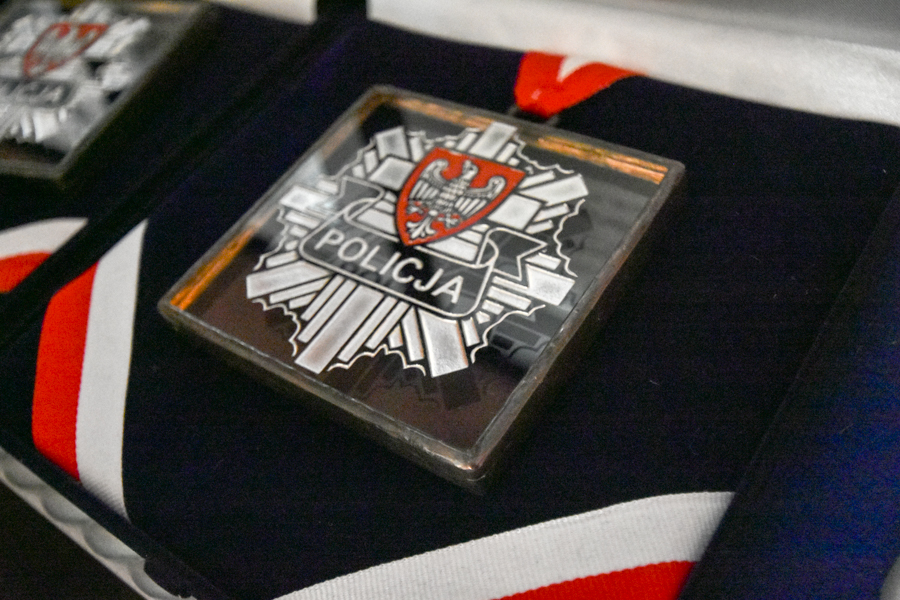 kryształowe gwiazdy policja order nagroda - Wojtek Wardejn - Radio Poznań