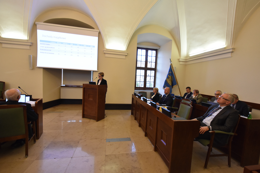 sesja rady miasta rada miasta poznania poznań - Wojtek Wardejn - Radio Poznań