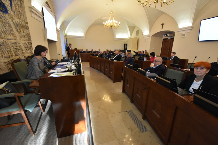 sesja rady miasta rada miasta poznania poznań - Wojtek Wardejn - Radio Poznań