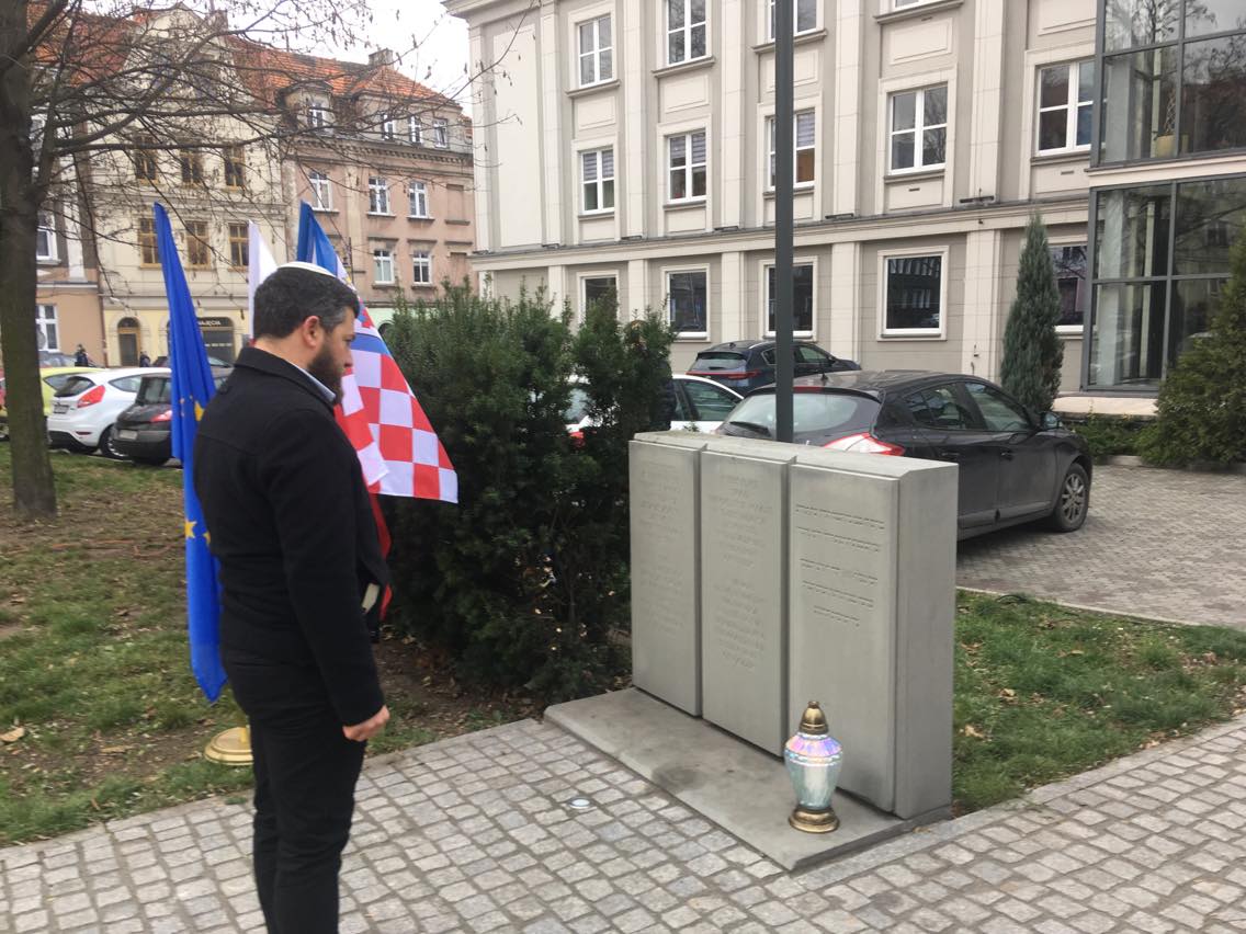 uczcili żydowskie ofiary w kaliszu - Danuta Synkiewicz