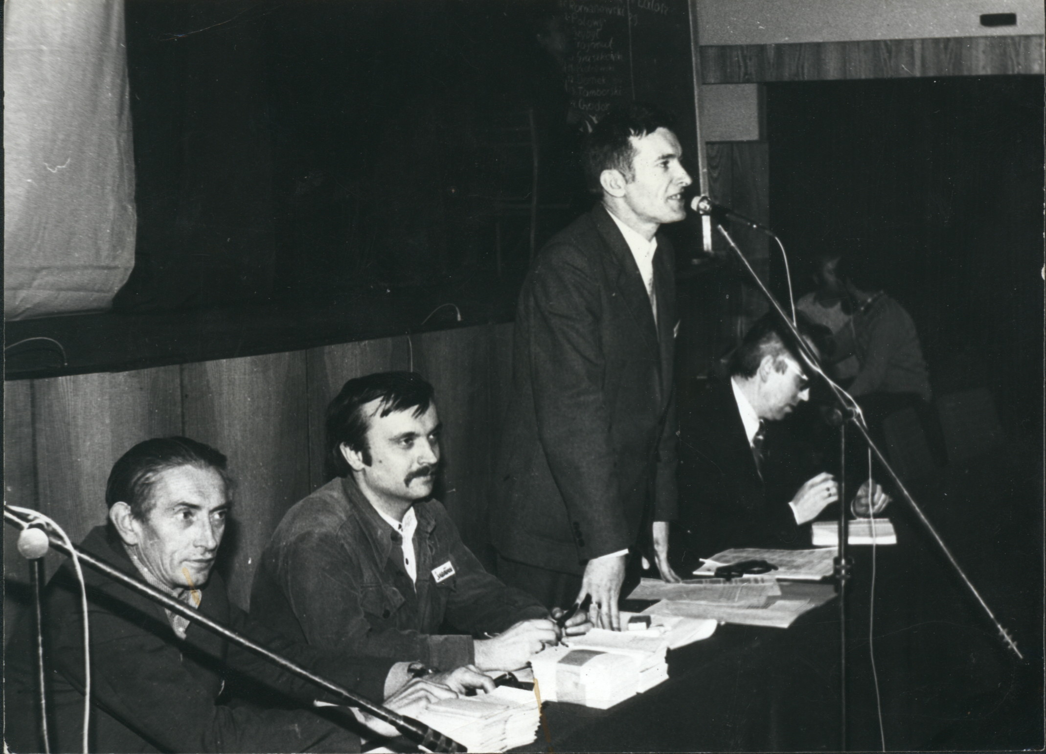 justyn wardalski - Archiwum