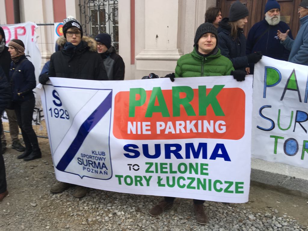łucznicy klub surma protest  - Piotr Jaśkowiak