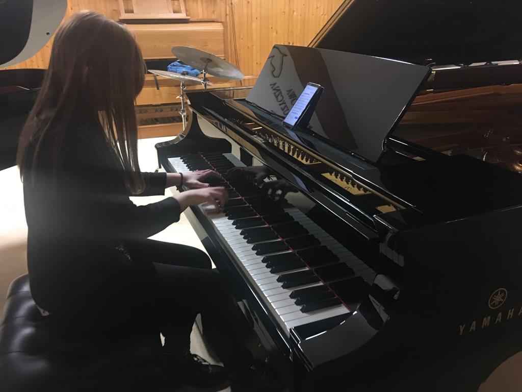 yamaha konin fortepian - Sławomir Zasadzki