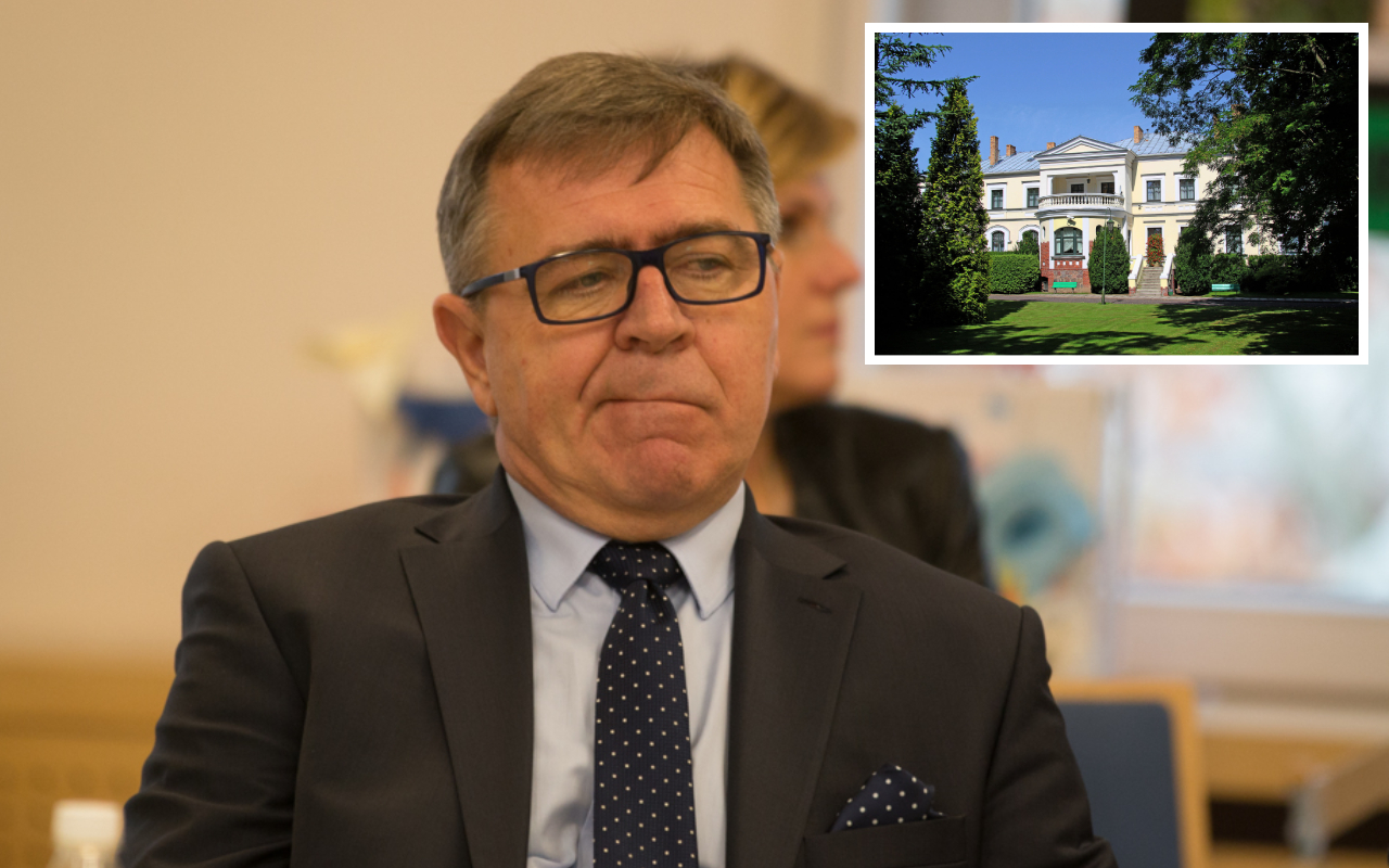 jan grabkowski skrzynki pałac dworek - Wojtek Wardejn/Jakub Skutecki - Praca własna, CC BY-SA 3.0, https://commons.wikimedia.org/w/index.php?curid=20281035