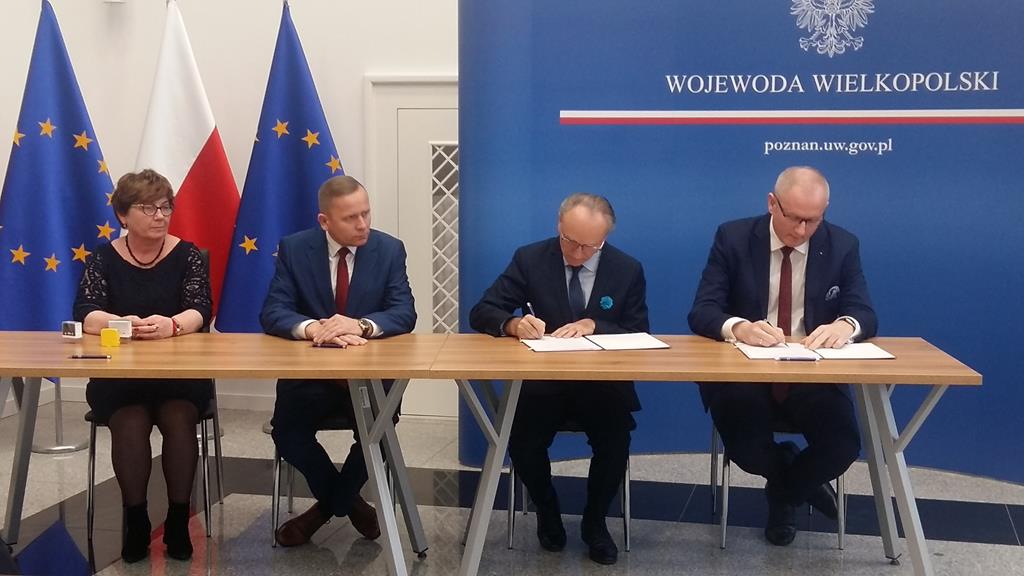 umowy na nowe linie autobusowe - Magdalena Konieczna