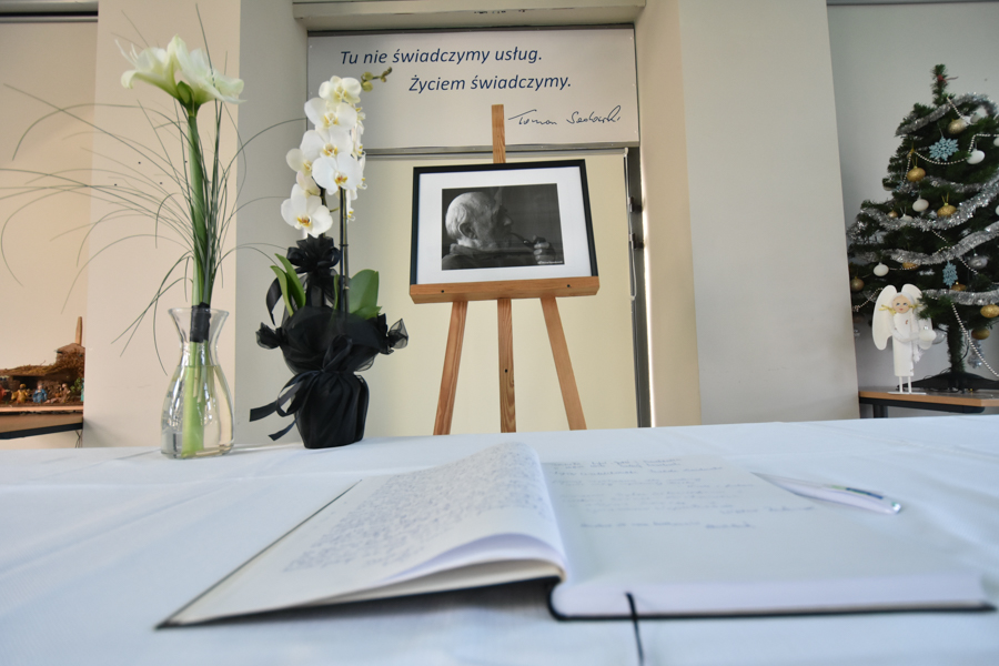 księga kondolencyjna tomasz sadowski - Wojtek Wardejn