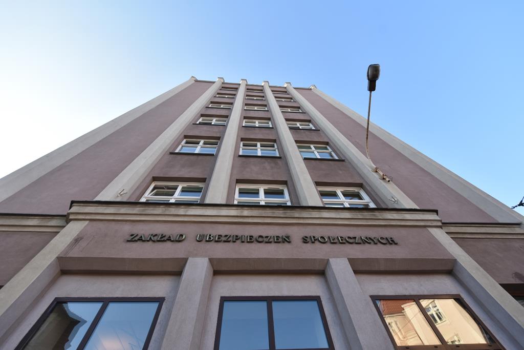 zus poznań zakład ubezpieczeń społecznych - Wojtek Wardejn