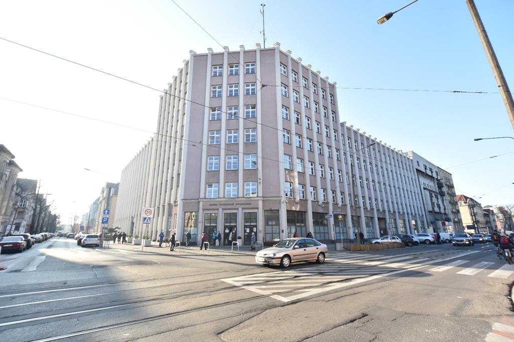 zus poznań zakład ubezpieczeń społecznych - Wojtek Wardejn