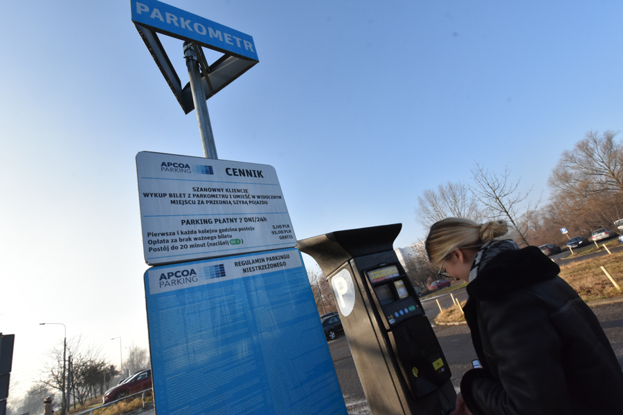 parking szpital strusia  - Wojtek Wardejn