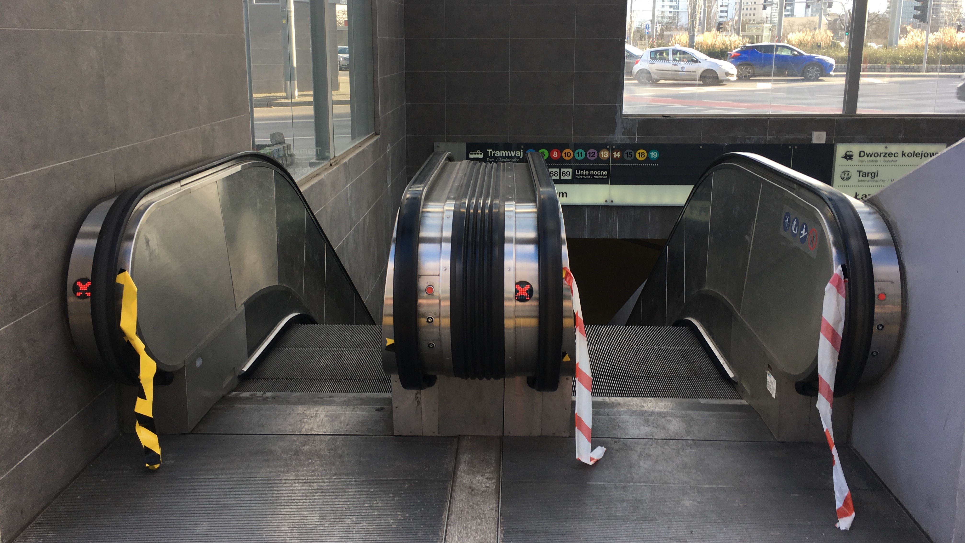 schody ruchome Kaponiera - Adam Michalkiewicz