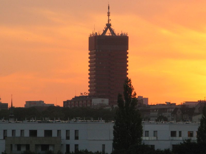 akademia_ekonomiczna_wiezowiec