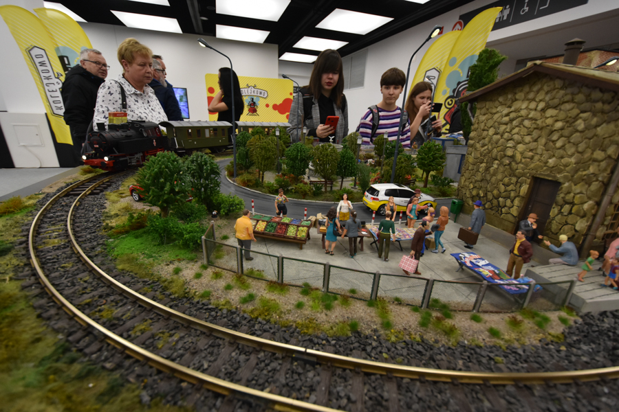 Tour Salon poznań - Wojtek Wardejn