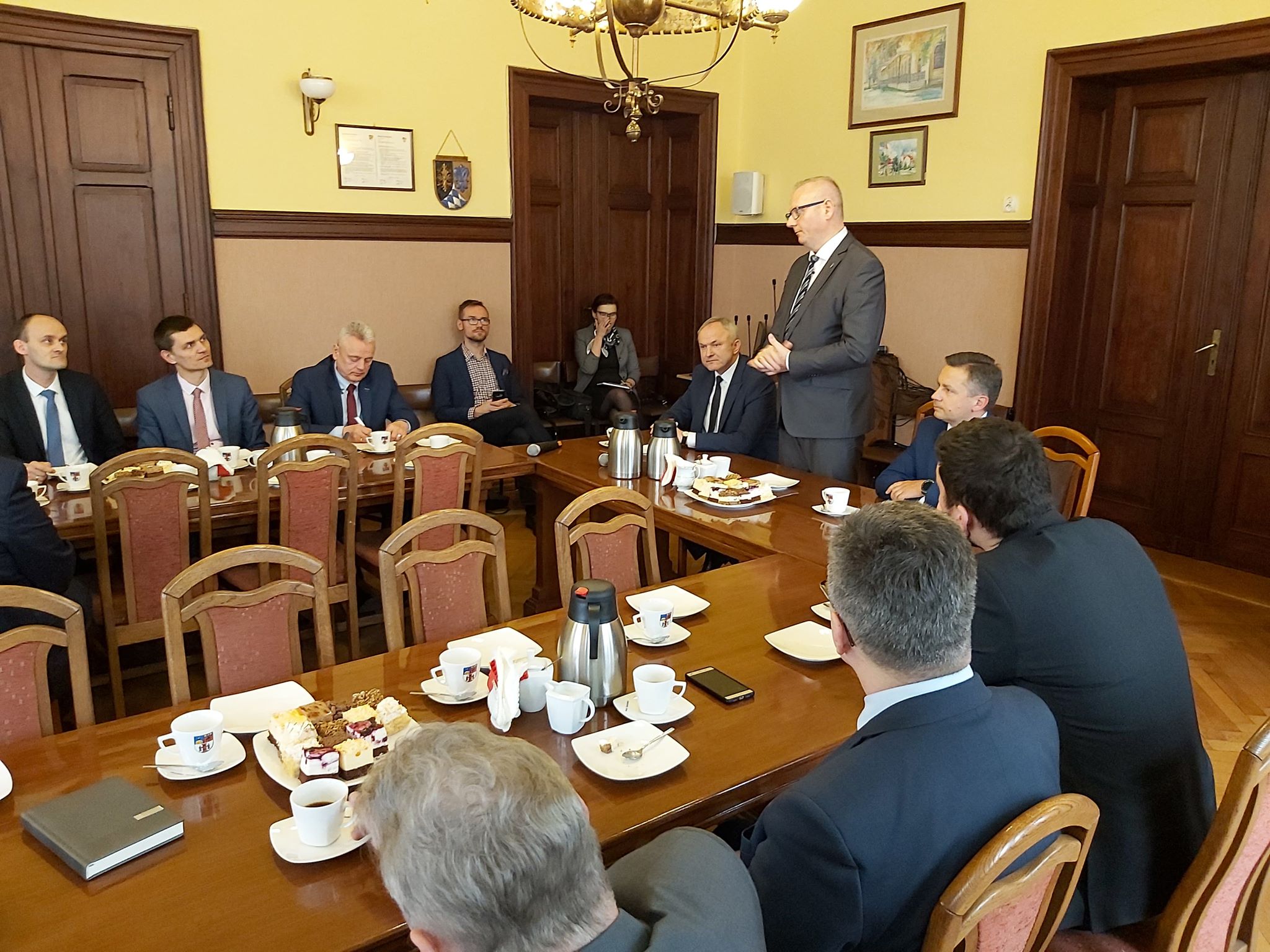 wojewoda wielkopolski Łukasza Mikołajczyk - Wielkopolski Urząd Wojewódzki w Poznaniu