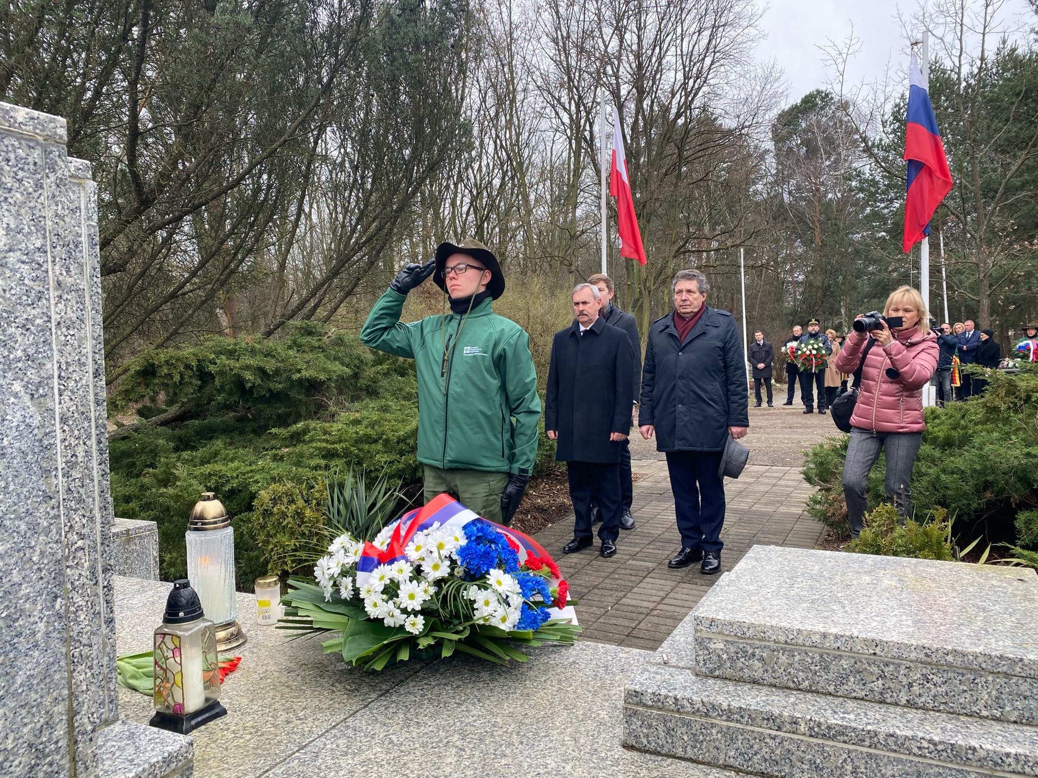 składanie kwiatów miłostowo walki poznan - Michał Jędrkowiak