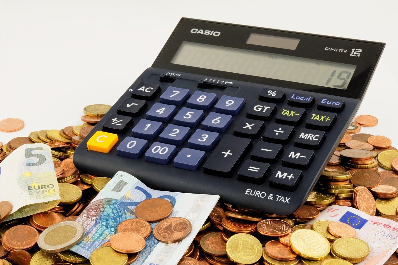 kalkulator pieniądze - Pixabay