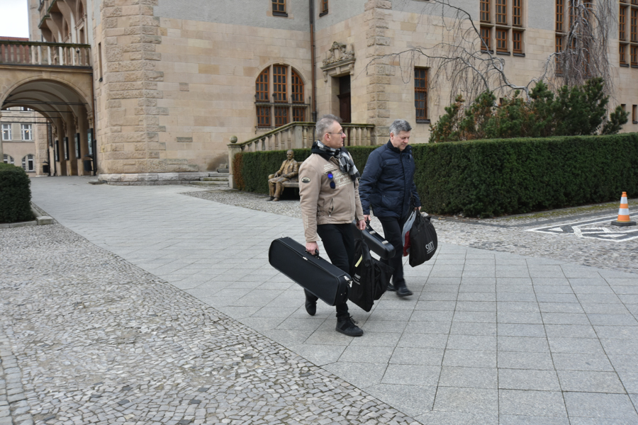 filharmonia wyjazd kompozytorzy na walizkach - Wojtek Wardejn