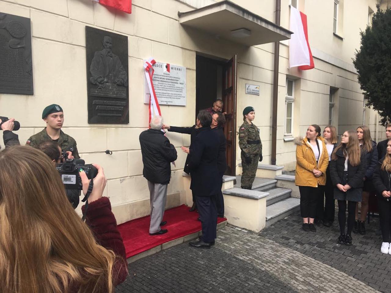 asnyk kalisz tablica - Danuta Synkiewicz - Radio Poznań