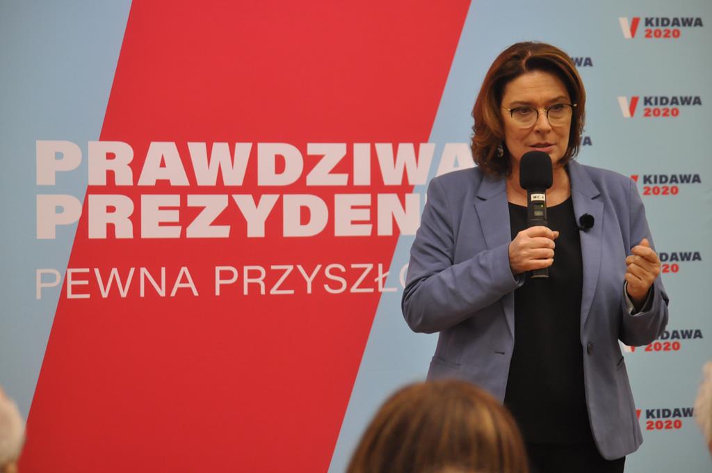 Małgorzata Kidawa-Błońska piła - Przemysław Stochaj