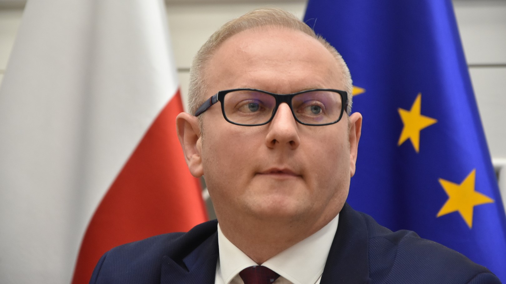 łukasz mikołajczyk wojewoda  - Wojtek Wardejn