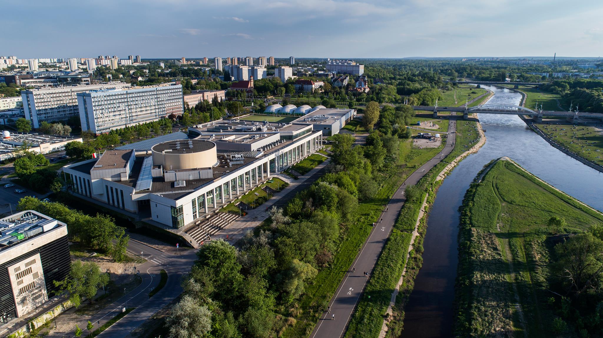 Politechnika Poznańska  - FB: Politechnika Poznańska 