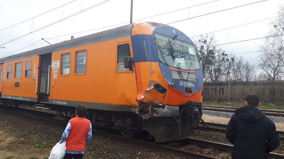 piła zderzenie pociąg ciężarówka - życia.pila.pl