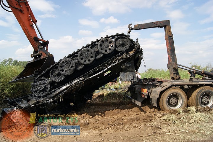 Wydobycie ciągnika SK Kfz 6 - Muzeum Broni Pancernej/CSWL Poznań