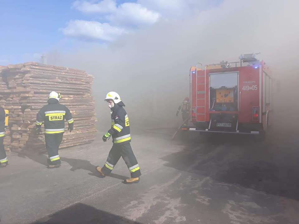 pożar tartaku huta szklana - OSP KSRG Pęckowo