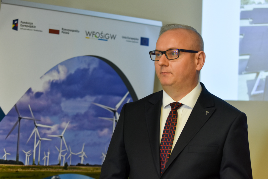 łukasz mikołajczyk wojewoda  - Wojtek Wardejn