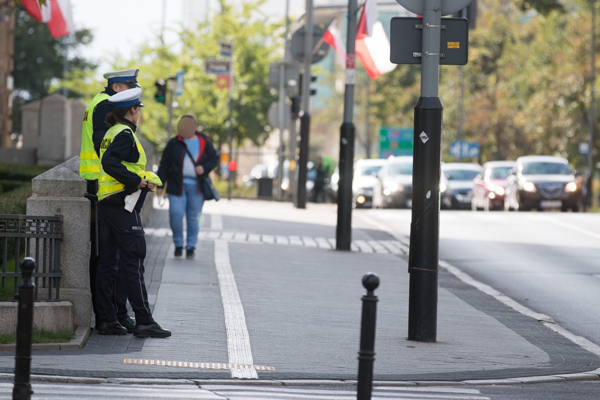 patrol policja policjanci - Wojtek Wardejn