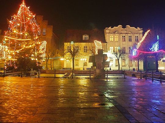 Środa Wlkp. - rynek - Urząd Miejski w Środzie Wlkp.