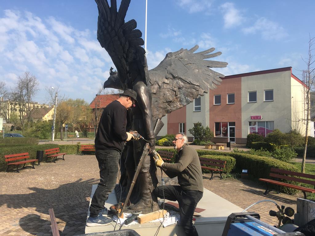 naprawa pominika powstańców wielkopolskich środa wielkopolska  - Rafał Regulski