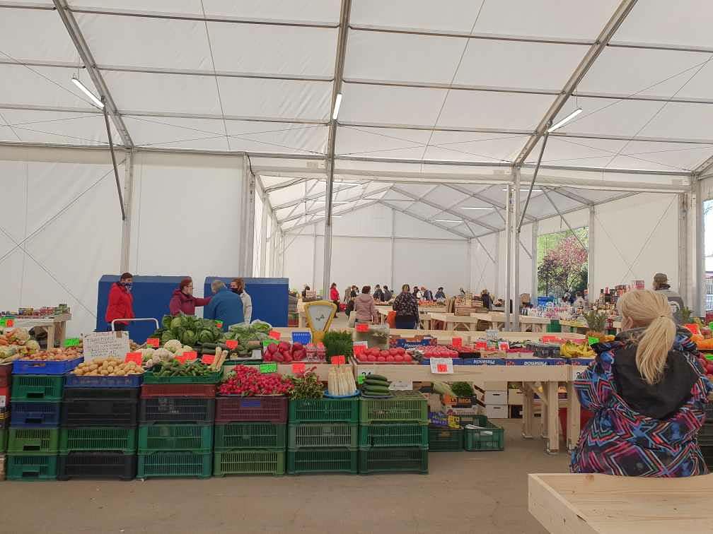 Rynek łazarski przeniesiony targ ryneczek hendel - TT: Mariusz Wiśniewski