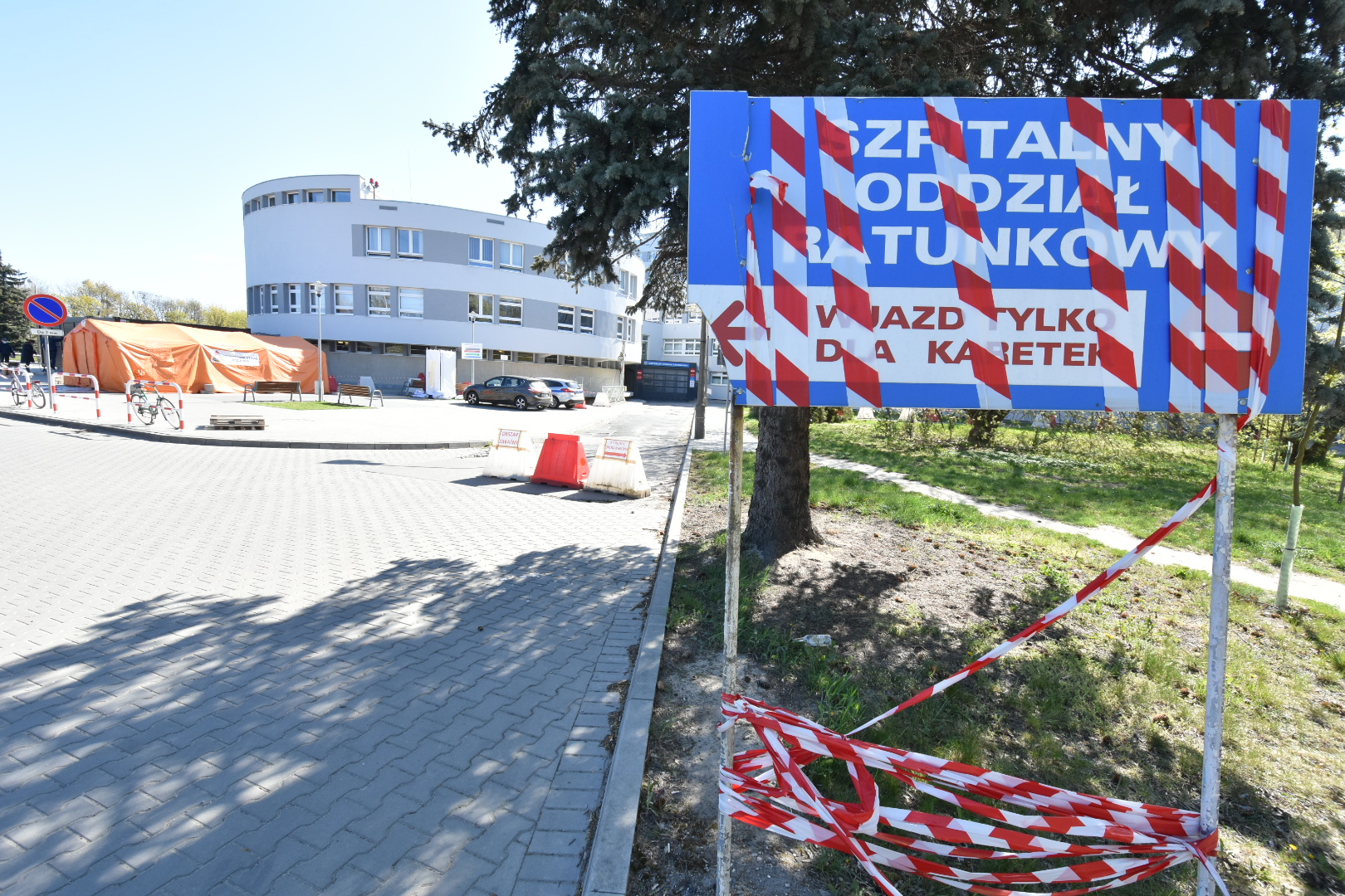 szpital lutycka - Wojtek Wardejn