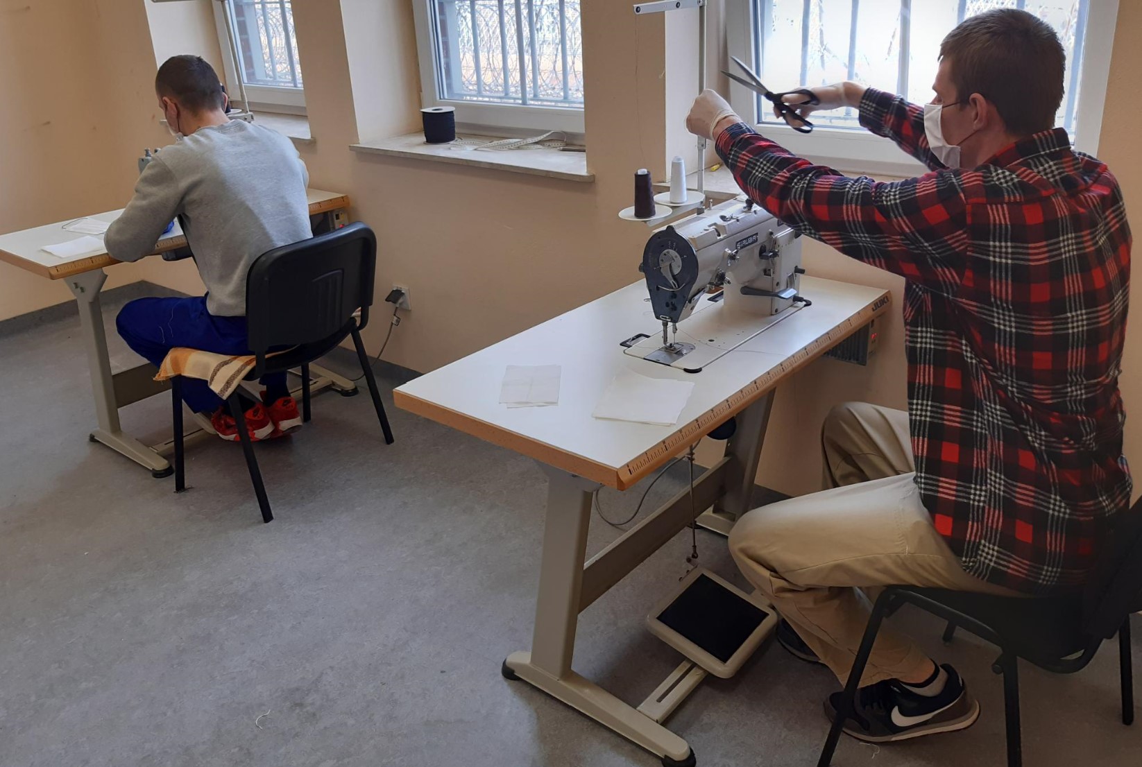 więzienie wronki szycie maseczek maseczki szycie - Zakład Karny we Wronkach