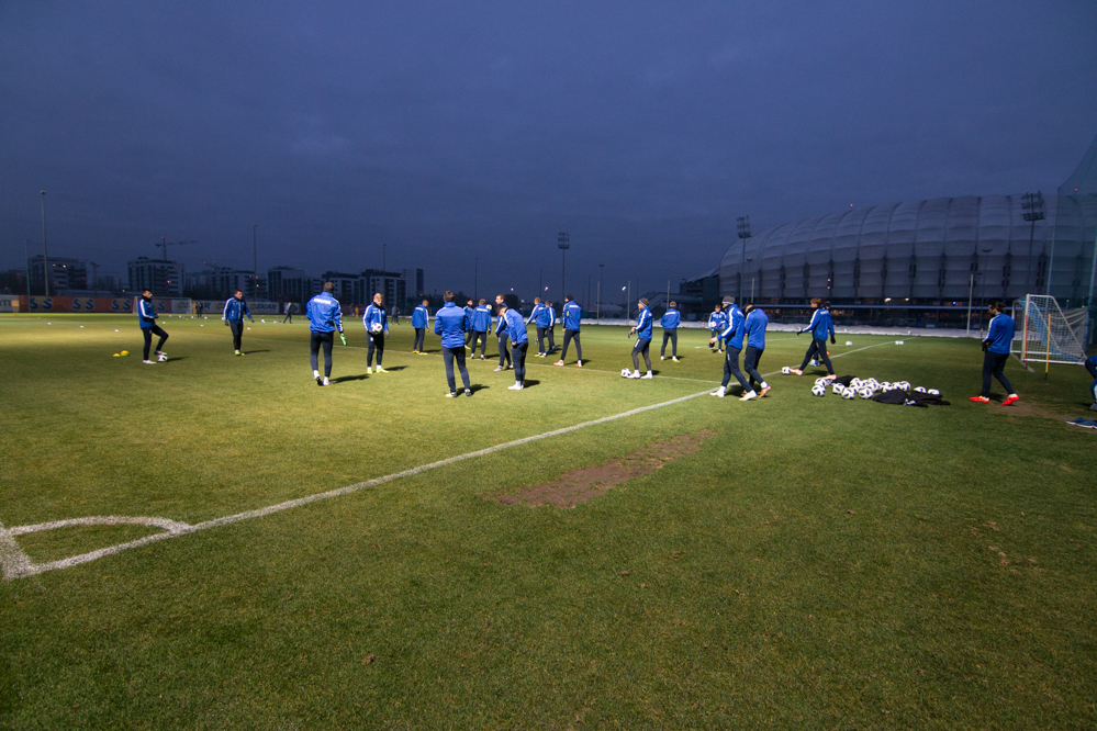lech poznań trening - Wojtek Wardejn