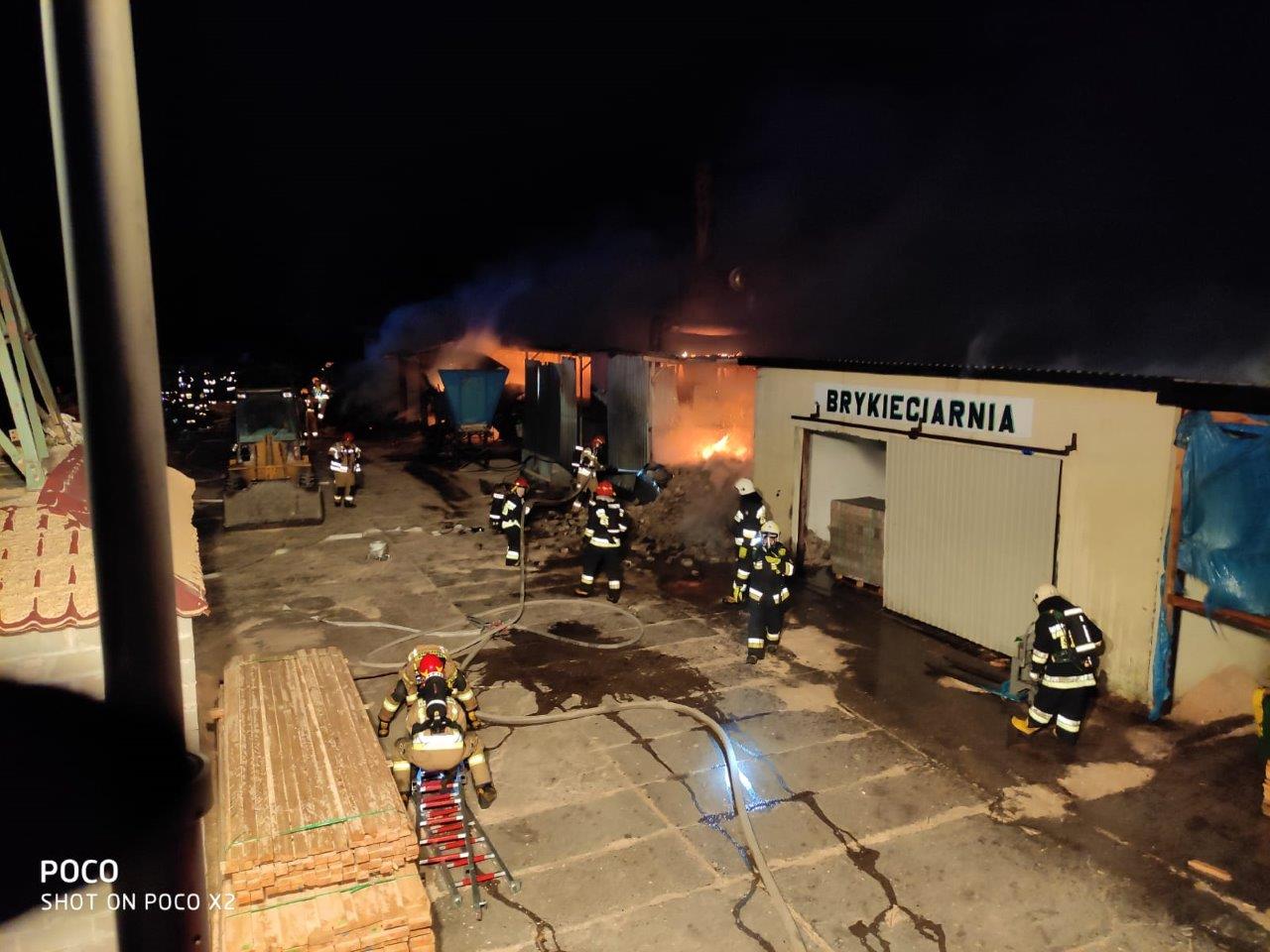 pożar zakładu drzewnego zakrzewo - Straż Pożarna w Złotowie